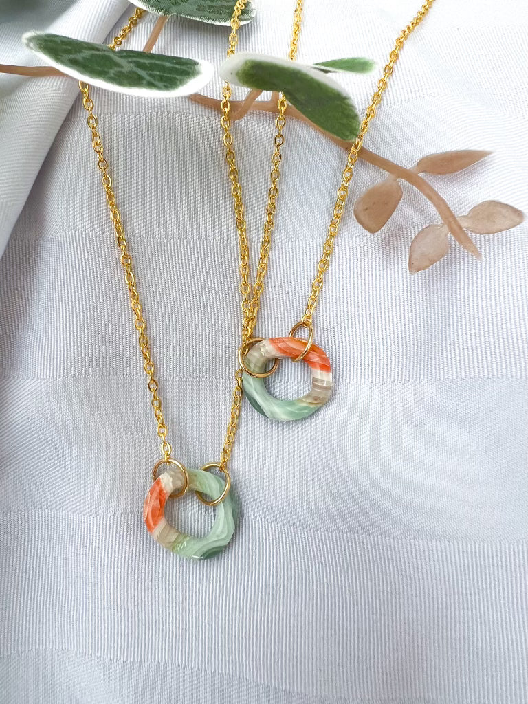 Hollow Loop Necklace
